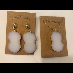 Faux Opal, light weight necklace and earring set